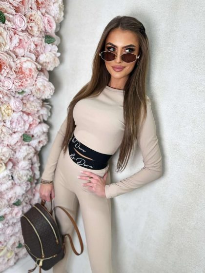 KOMPLET TOP LOGOWANA GUMA+ LEGGINSY GUMA LA DIVA BEŻ