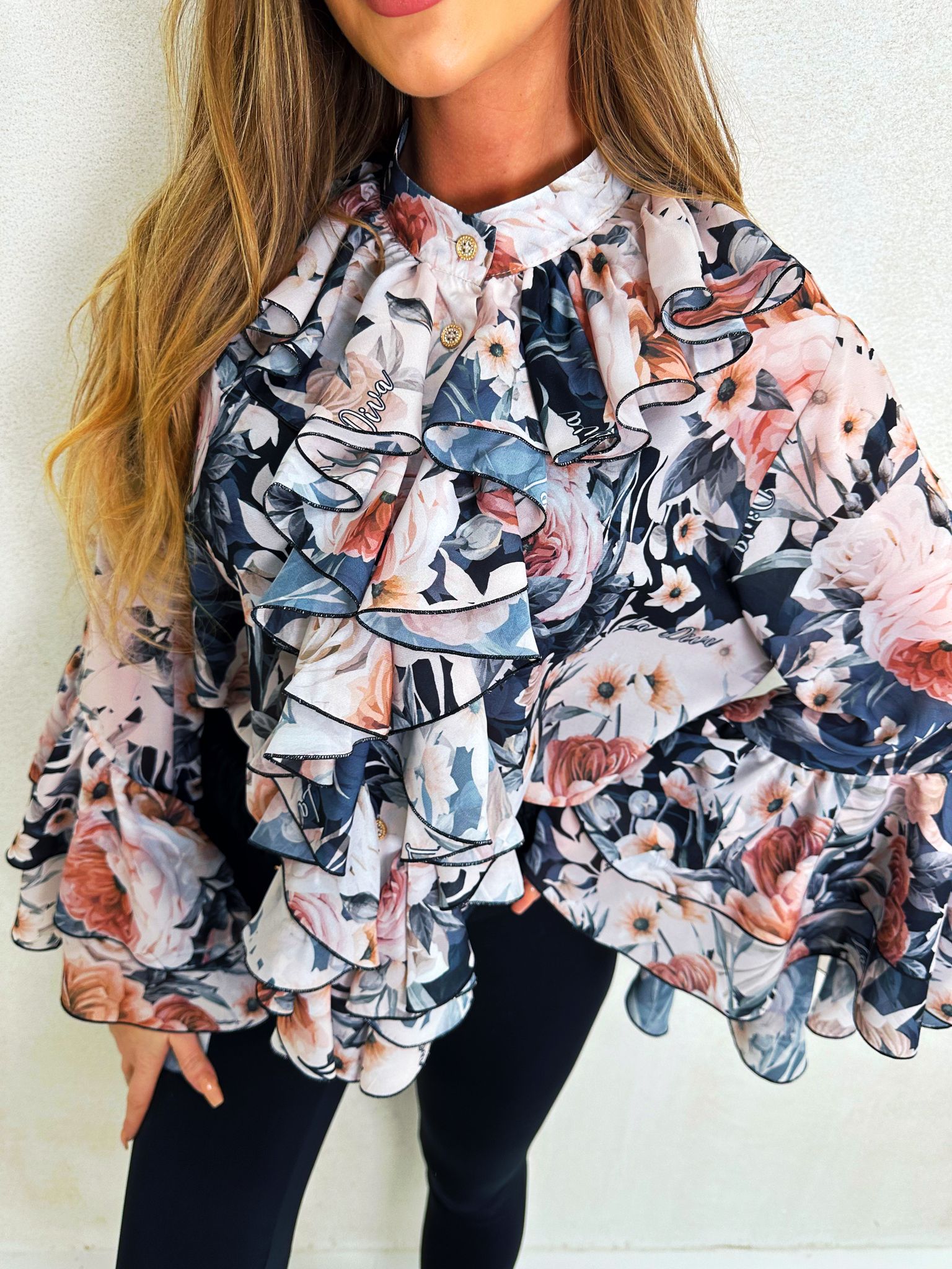 KOSZULA Z ŻABOTEM – CIEMNE KWIATY - obrazek 2