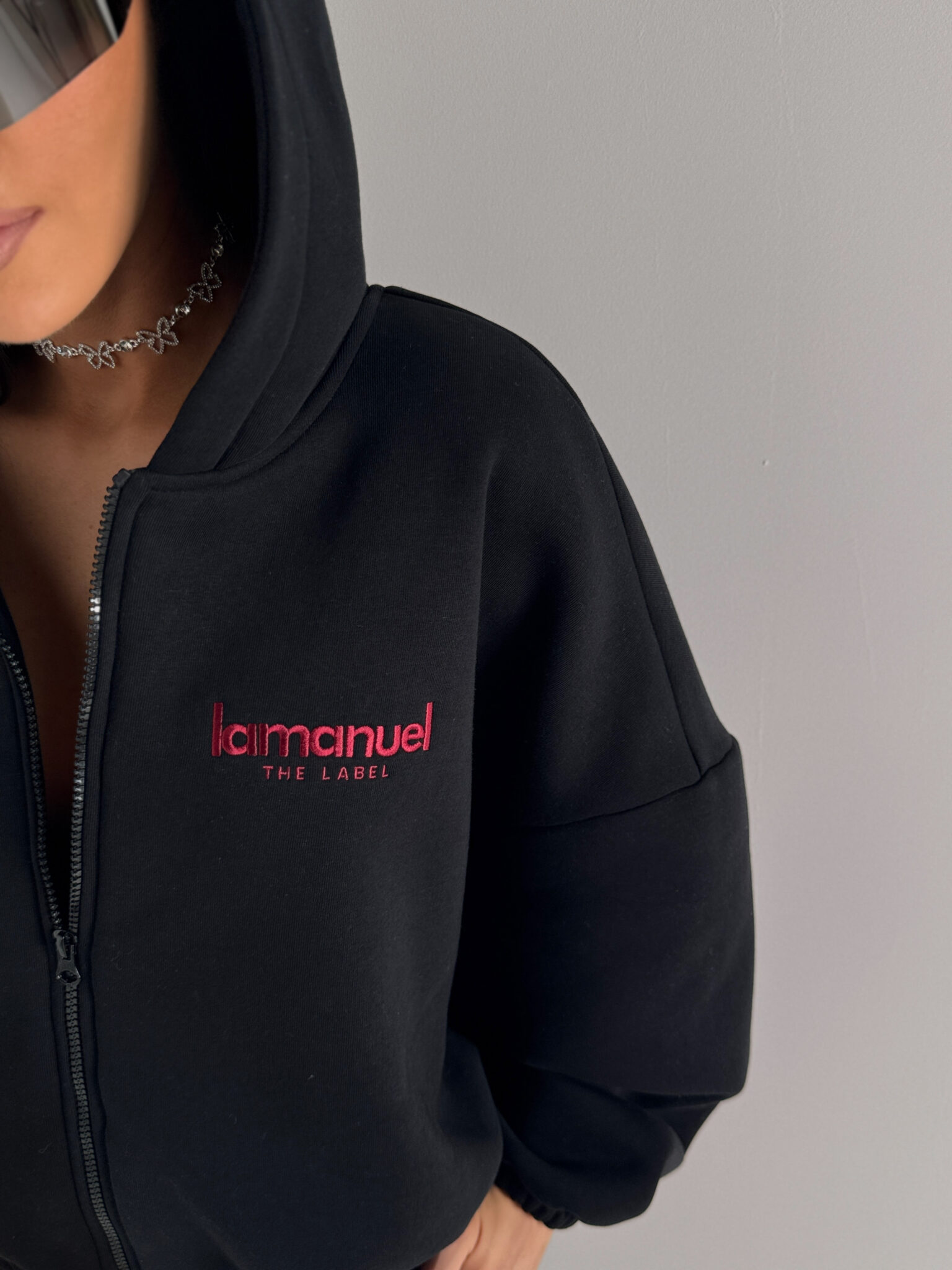 Bluza CREAMY czarna LAMANUEL - obrazek 3