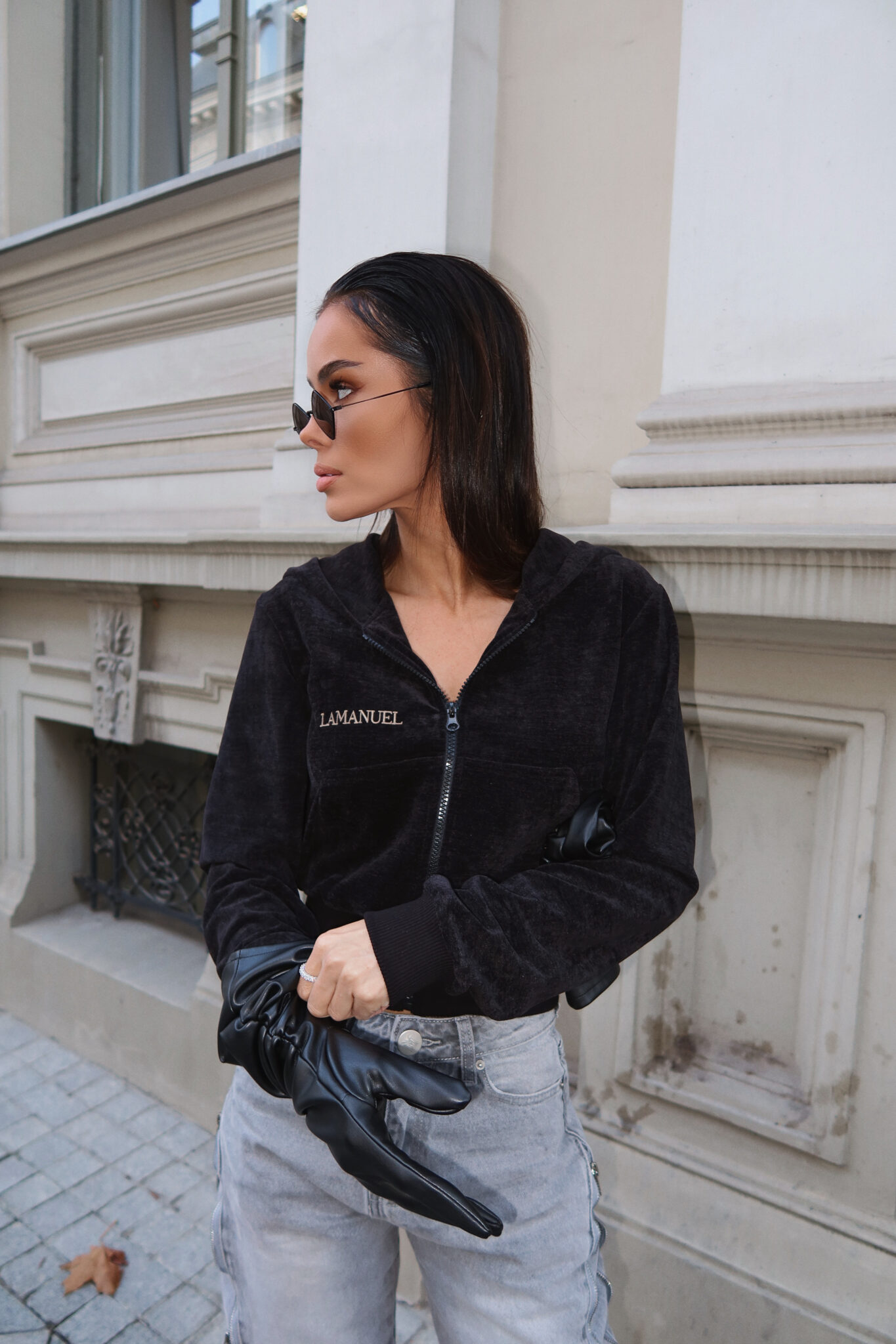 Bluza VELVETY czarna LAMANUEL - obrazek 7